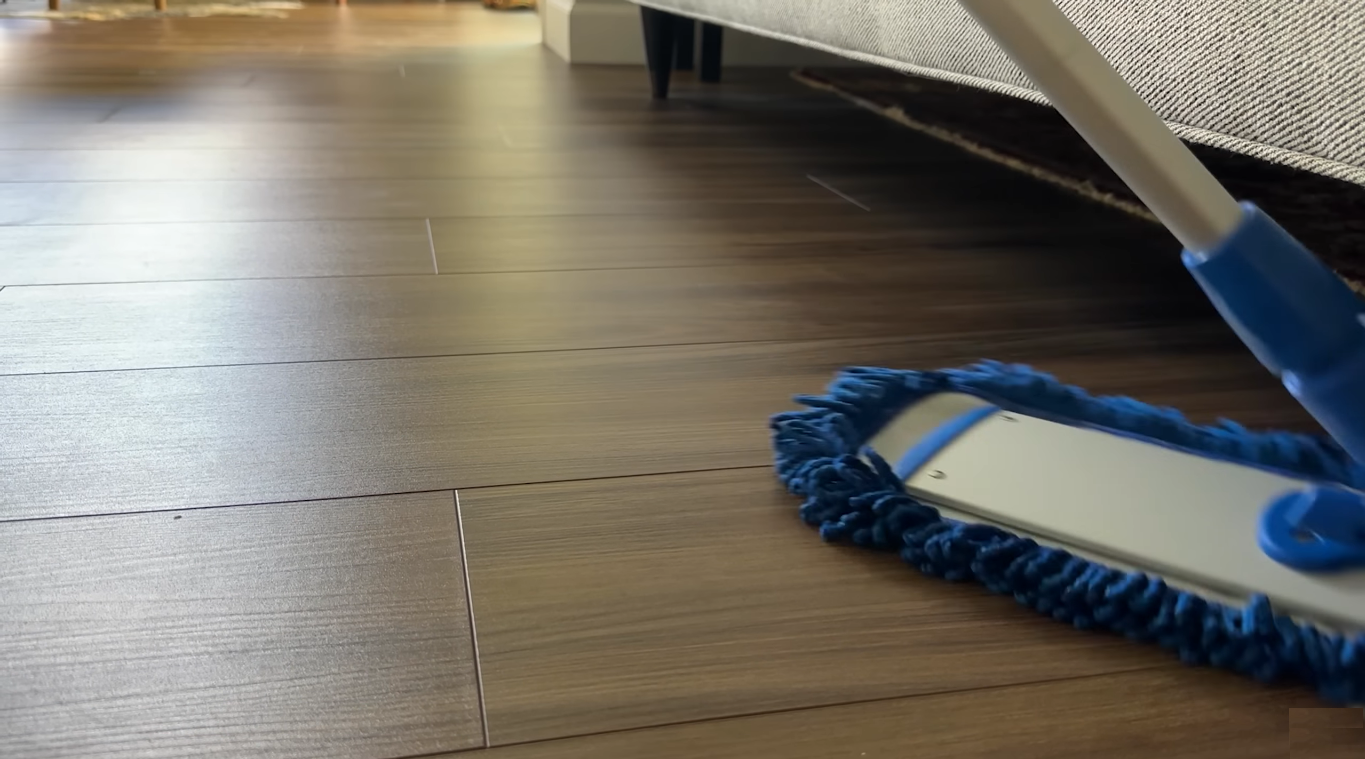 Shiny and clean laminate flooring after deep cleaning